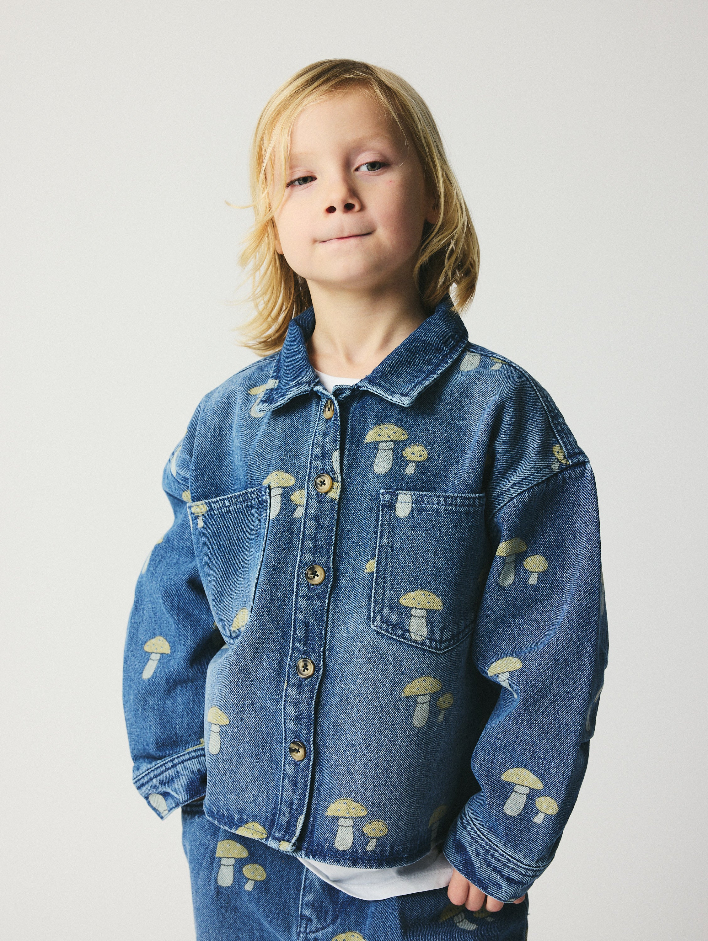 brunobruno nation Nohr AOP Denim Shirt Shirt 9001-Mid Blue Mushroon