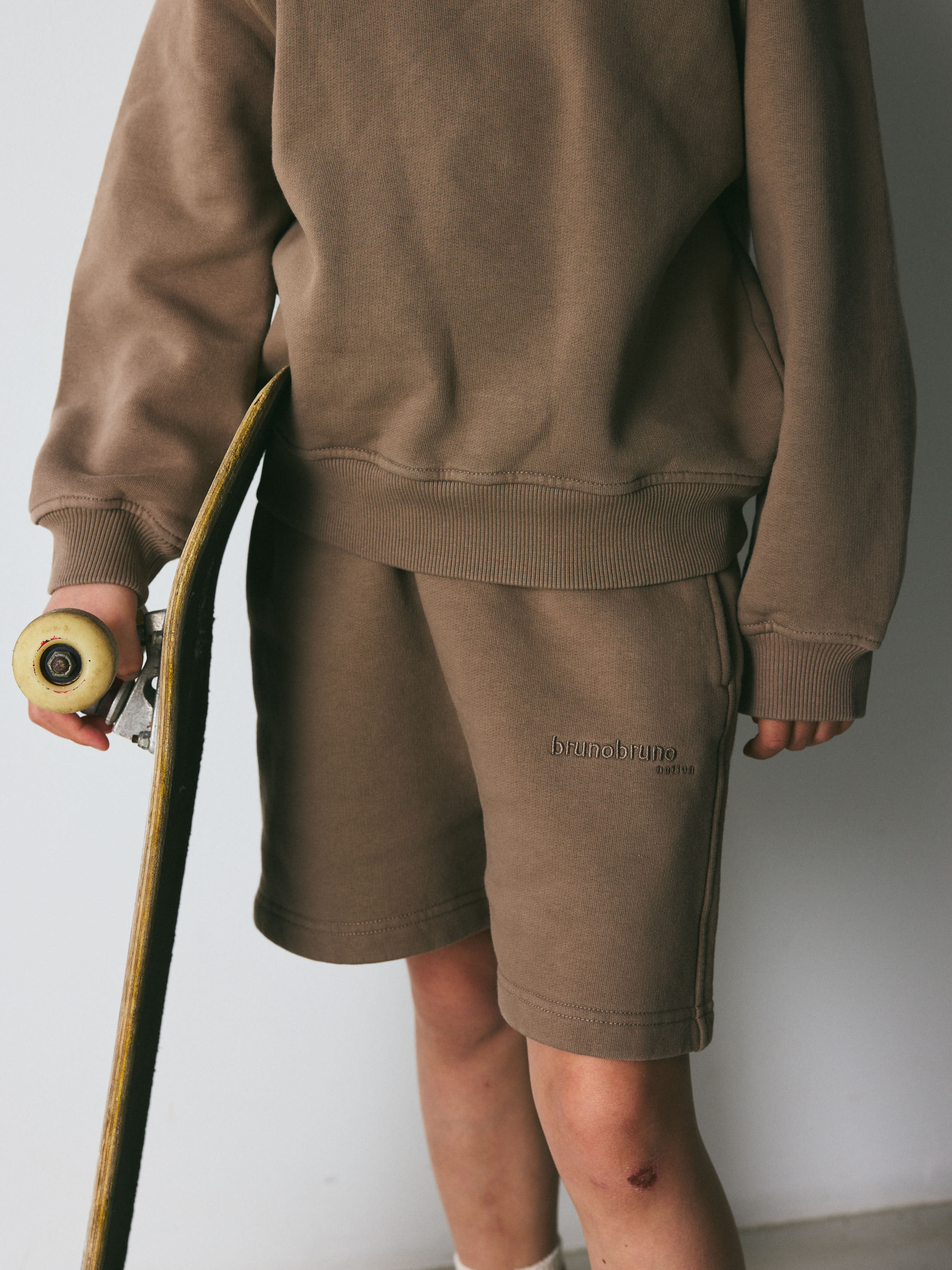 brunobruno nation Theo Sweatshorts Shorts 8002-Walnut Brown